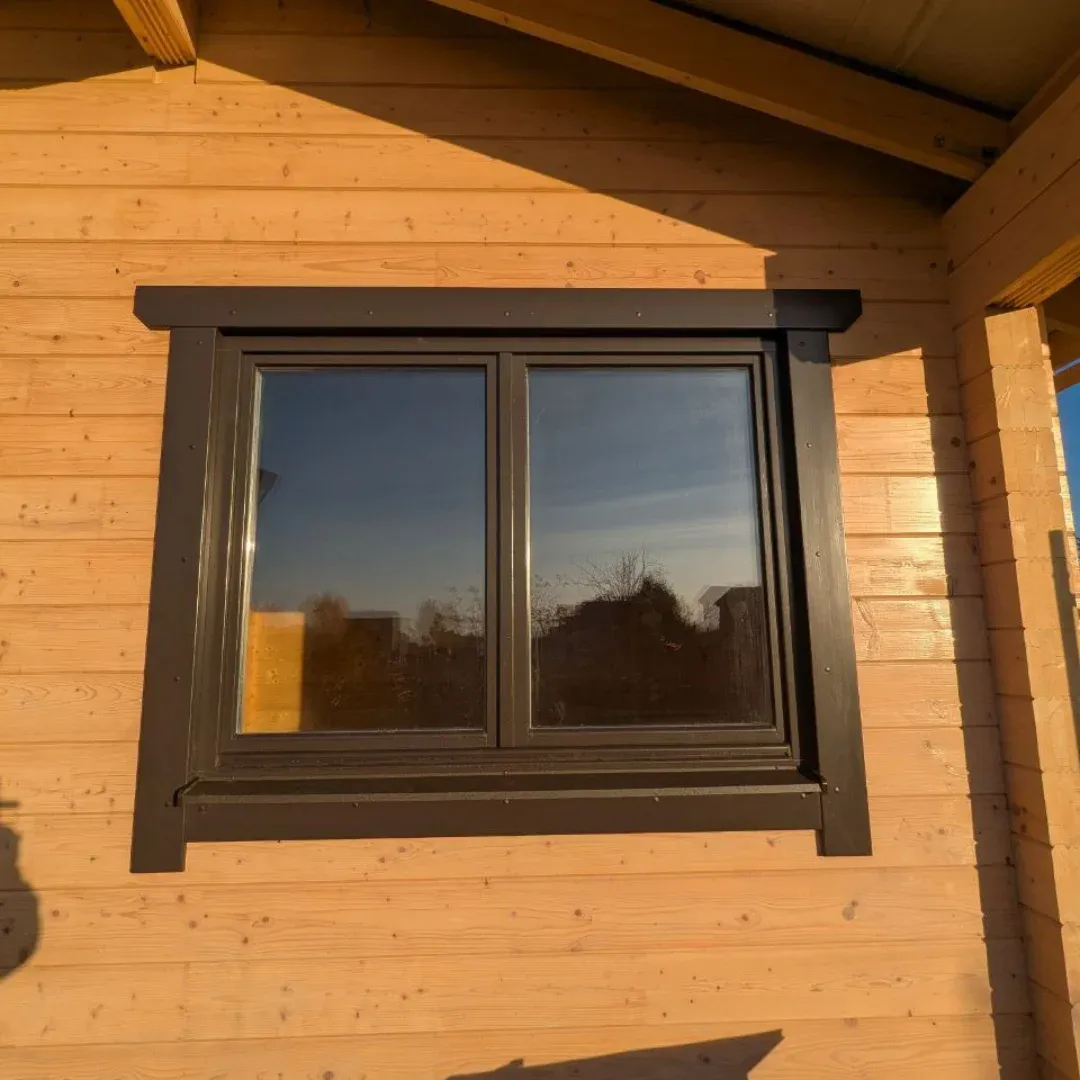 Окна из дерева ИП Микитюк В. А.